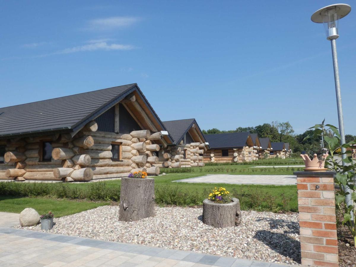 Naturstammhaus Tollensesee Groß Nemerow Dış mekan fotoğraf